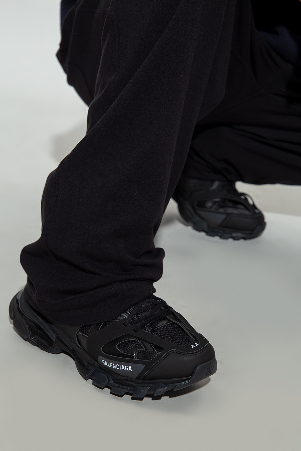 Balenciaga track sneakers fit on sale